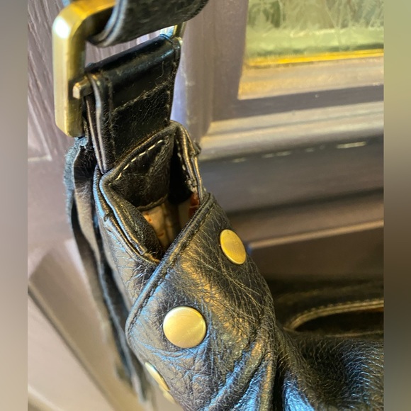 Black leather HOBO satchel bag. - Picture 8 of 14